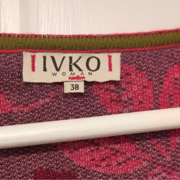 Red Floral Long-Sleeve Mini Dress - Picture 2 of 2